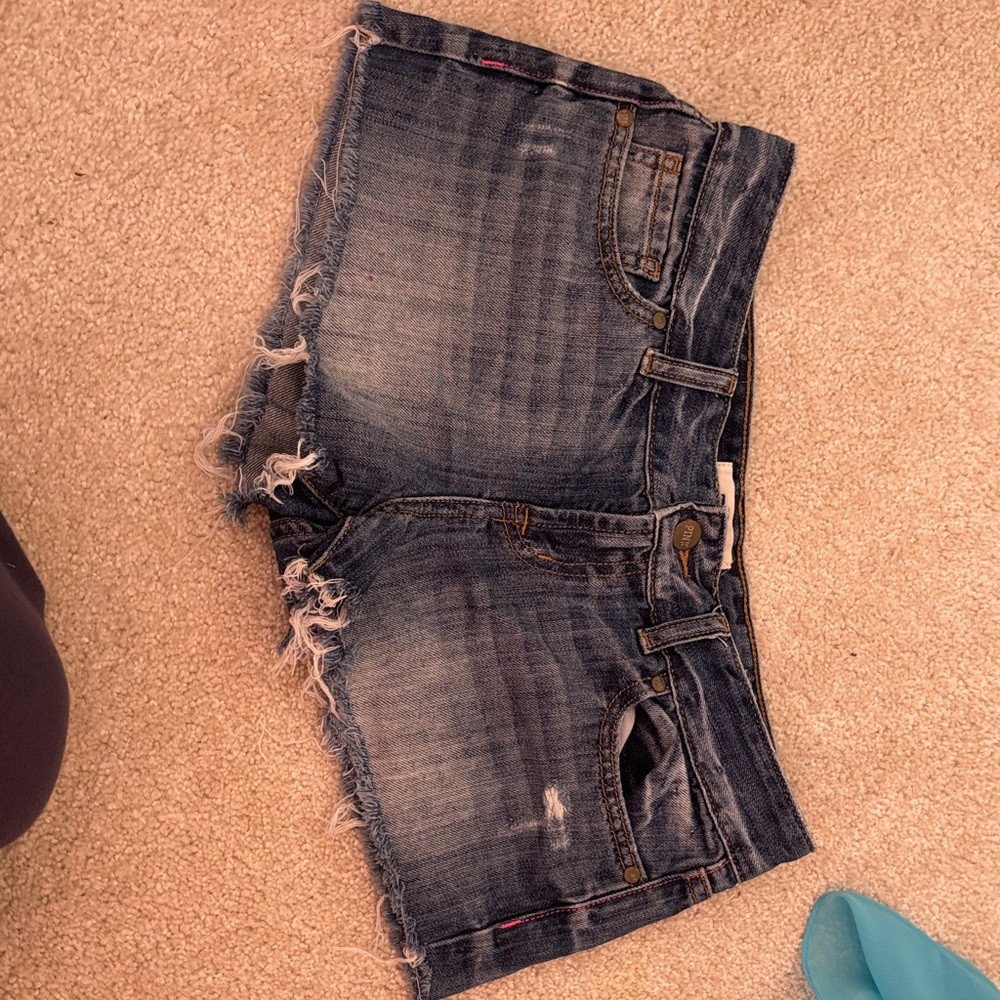 Pink (Victoria Secret) Denim Distressed Women’s Shorts — Blue